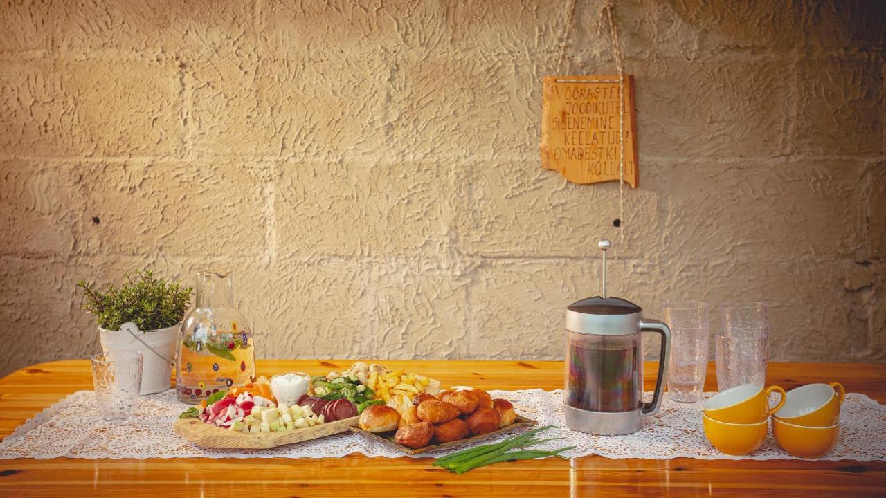 Kargaja Kuke Saun & Kaemping Otel Padakorve Dış mekan fotoğraf
